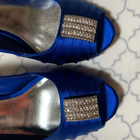 RSVP Samira  Sapphire - Picture 6 of 8